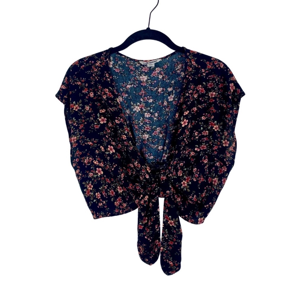 American Eagle Black Ditsy Floral Cotton Cropped Tie Front Top with Cap Sleeves